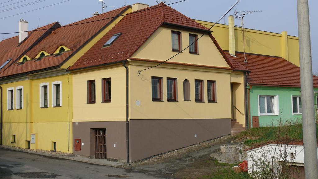 Apartment Zelezny Hrozen Valtice Cameră foto